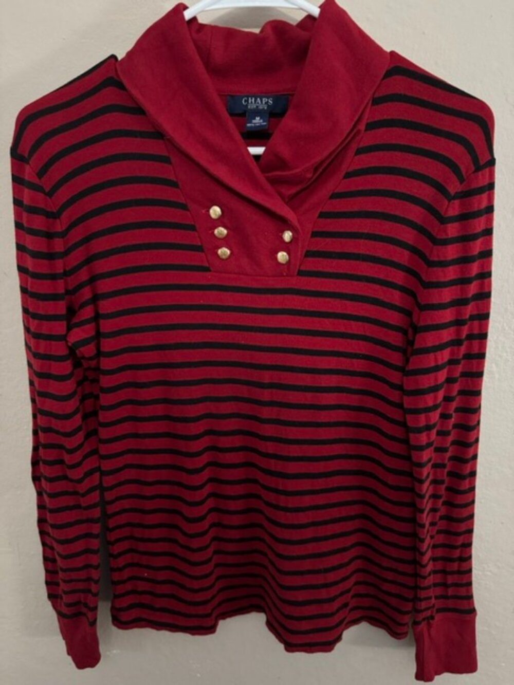Woman's "Chaps" long-sleeve top